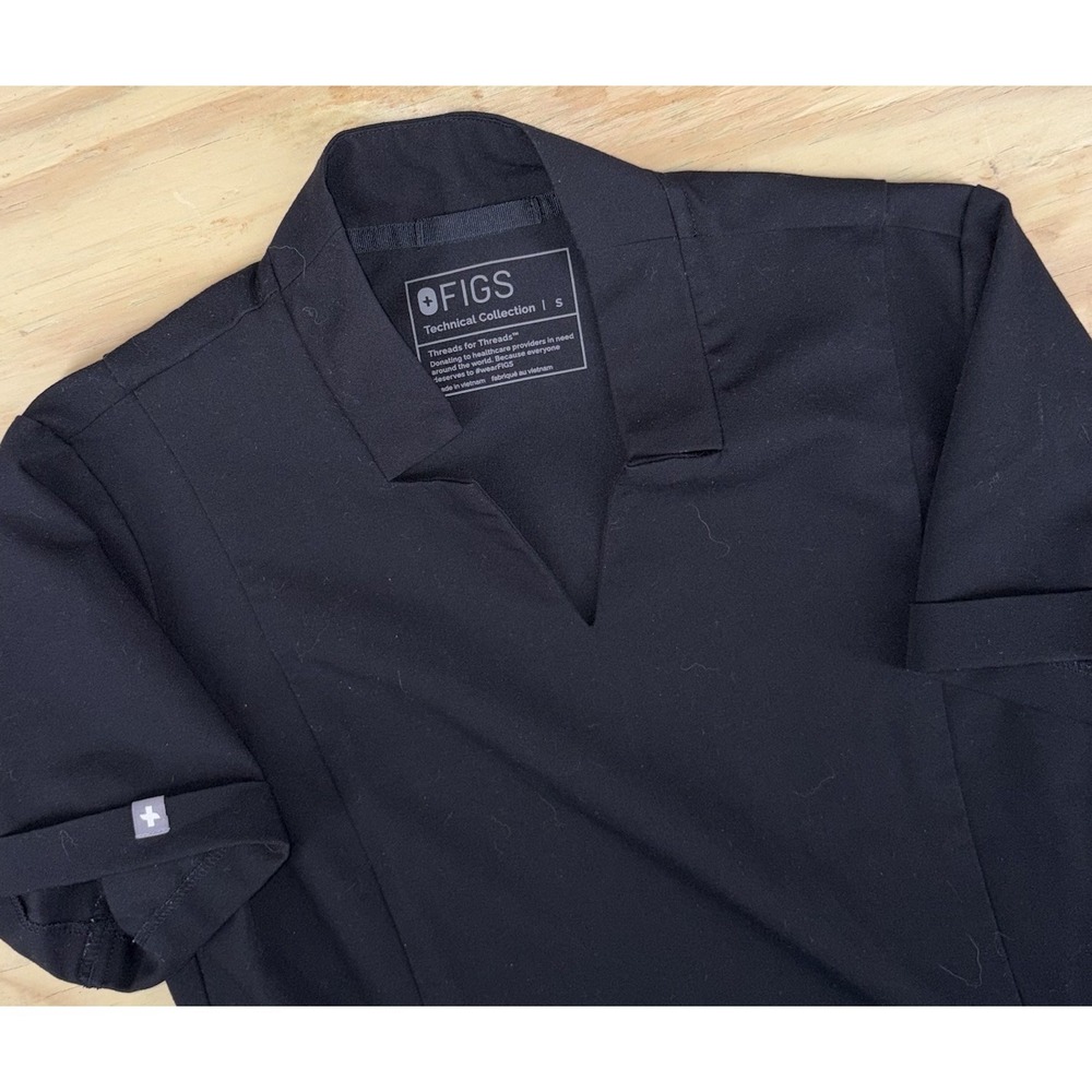 FIGS Black Inala Slim Scrub Top Mandarin Collar 3 Pocket Women's Small Onyx - Picture 1 of 8